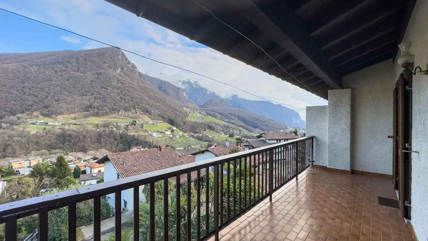 Row house for sale - 6822 Arogno