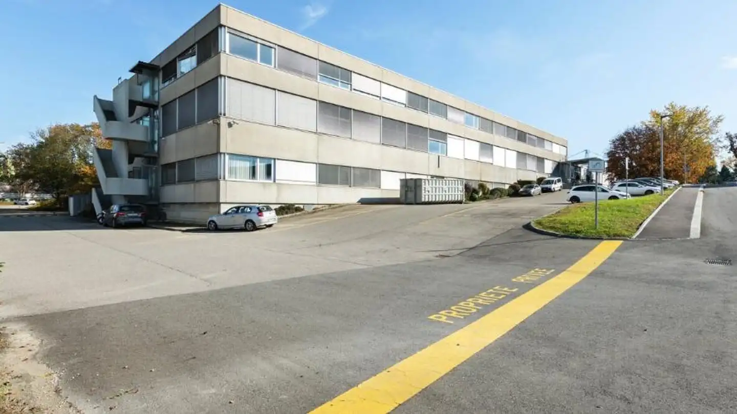 Workshop for rent - Chemin De Verney 2, 1024 Ecublens VD