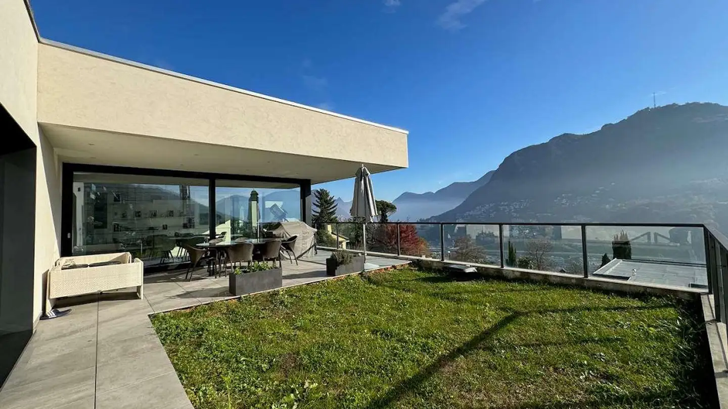 Villa for sale - Via Sarecc Da Sott 3, 6926 Montagnola