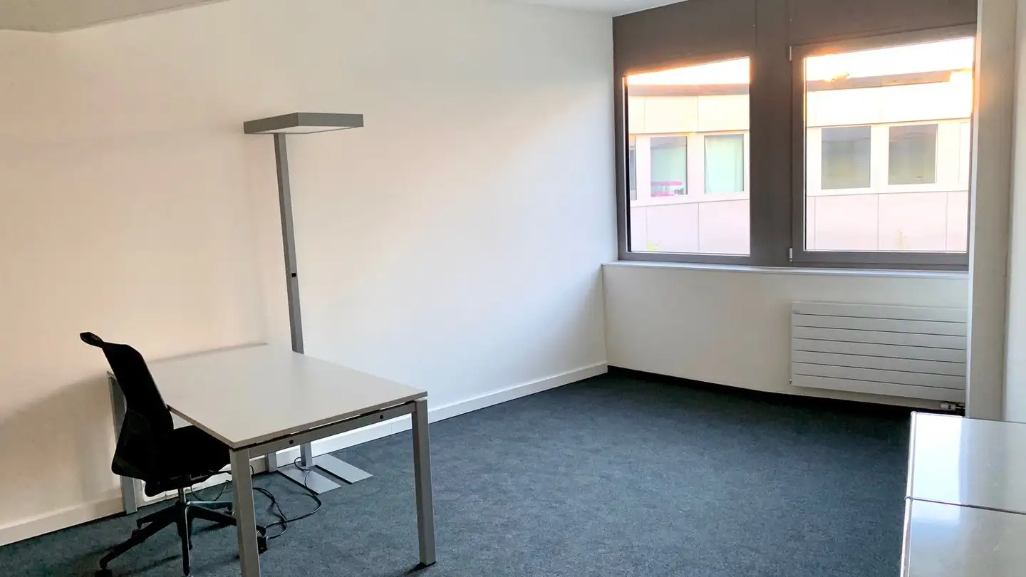 Office space for rent - Turmstrasse 18, 6312 Steinhausen - Photo 2