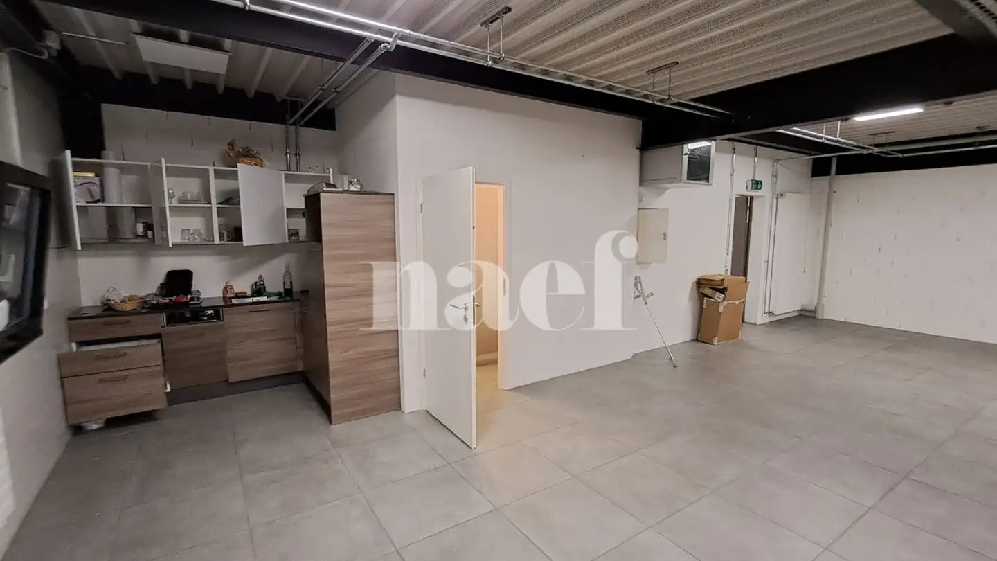 Commercial for rent - Route De L' Aéroport 10, 1215 Genève