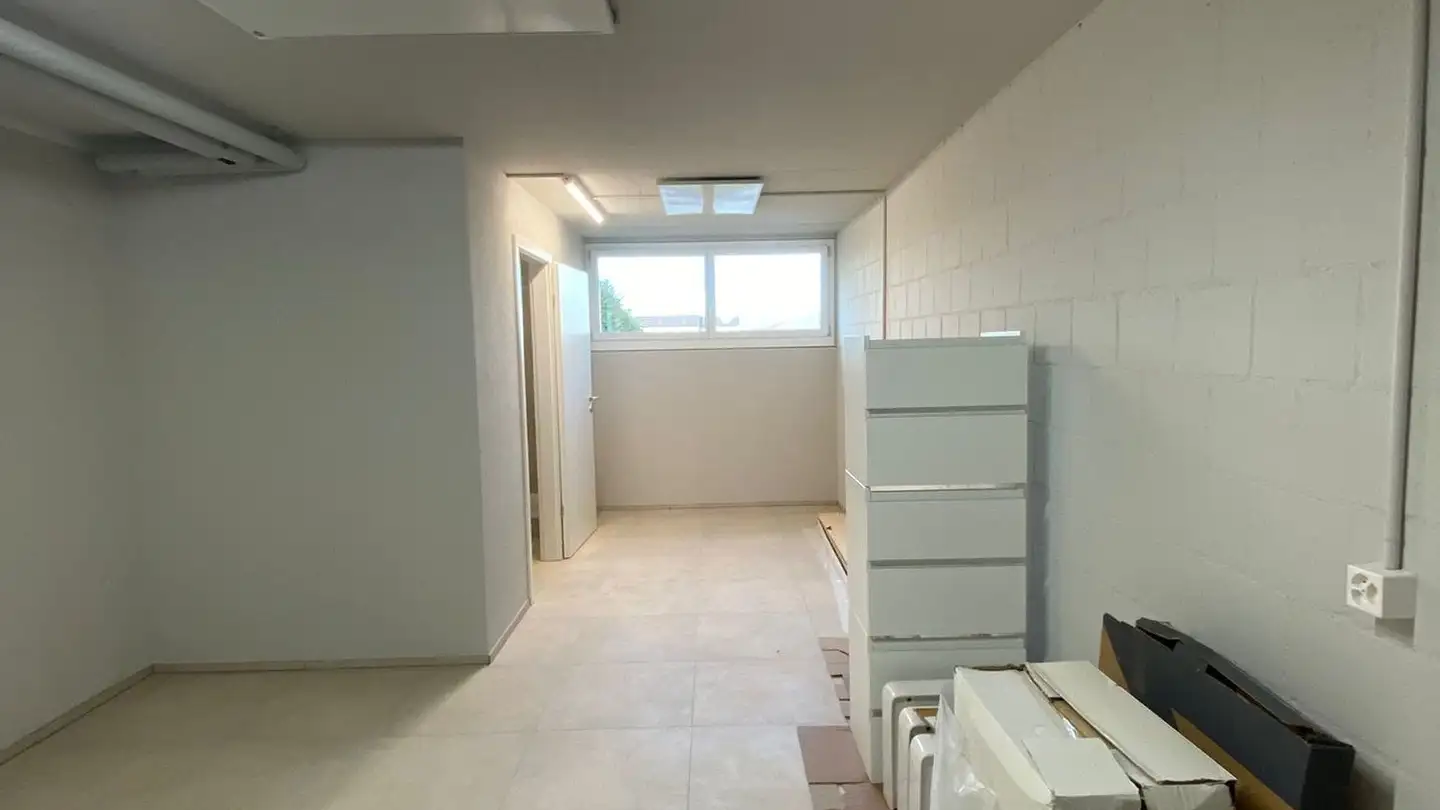 Atelier à louer - Im Gehren 1, 4226 Breitenbach - Photo 3