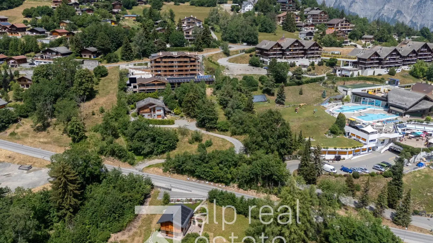 Terrain constructible à vendre - Route Des Bains 83, 1911 Ovronnaz