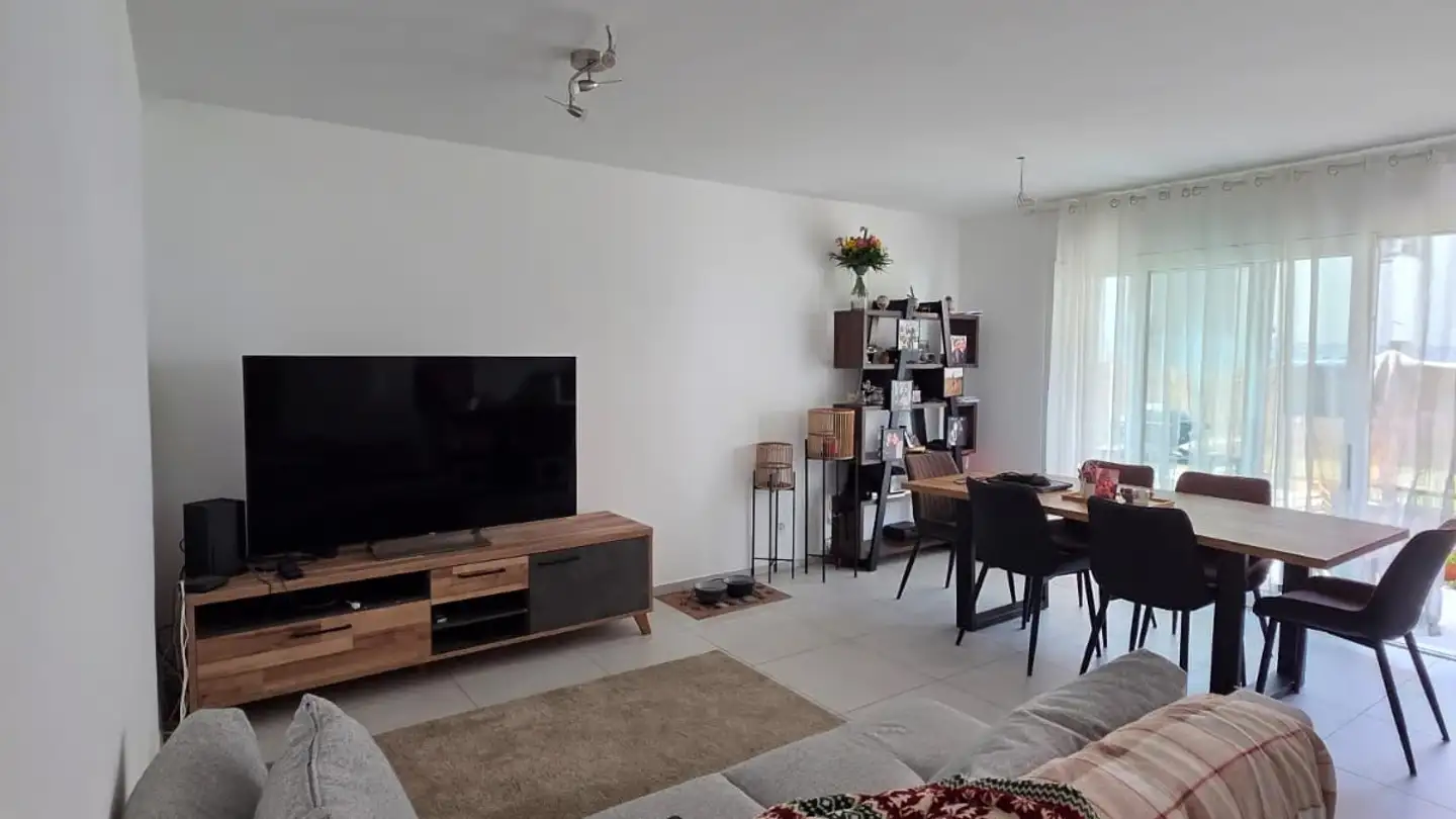 Apartment for rent - 6802 Rivera