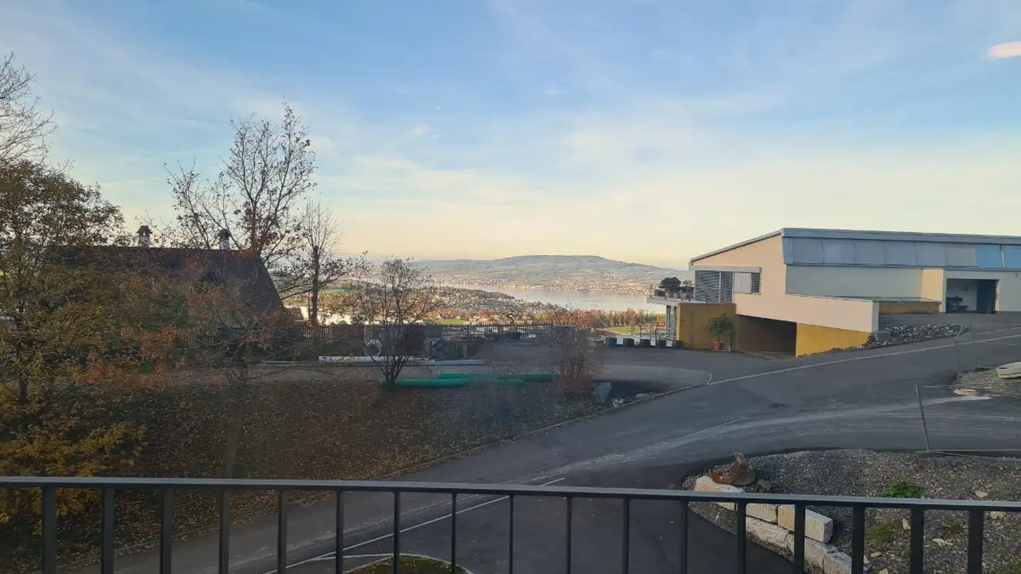 Office space for rent - Höhenweg 2a, 8834 Schindellegi