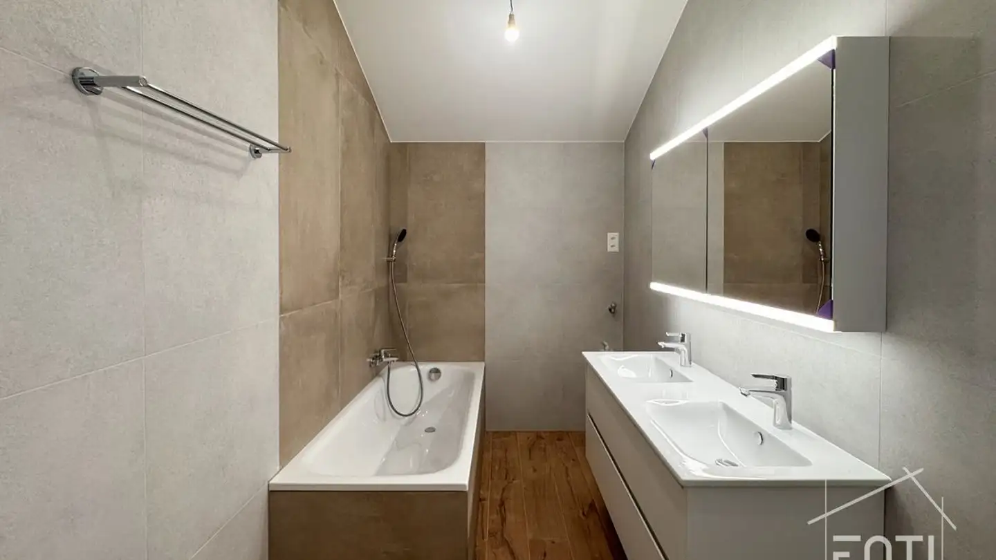 Stepped apartment for sale - Ruelle Des Murets, 1817 Brent