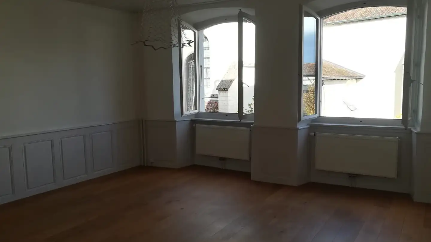 Appartement à louer - Rue de l'Eglise, 2900 Porrentruy - Photo 2