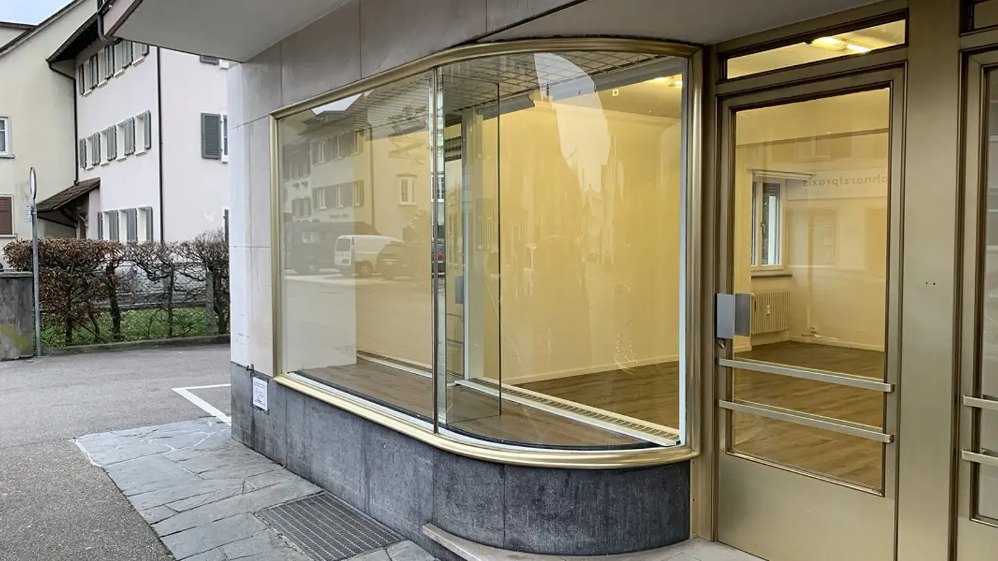 Commerciale in affitto - Wolfgasse 2, 4415 Lausen