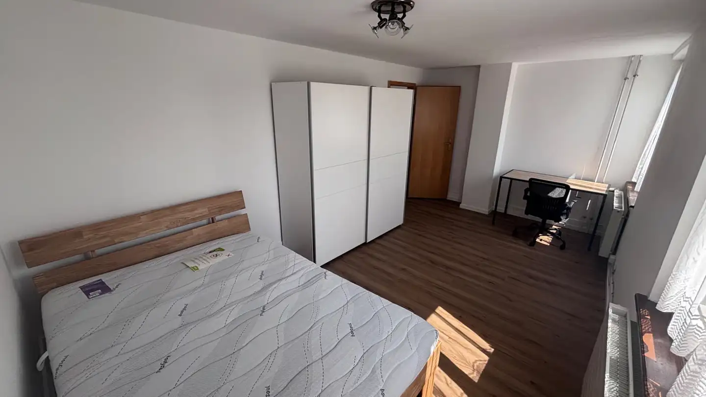 Chambre à louer - Bahnhofstrasse 30, 8303 Bassersdorf