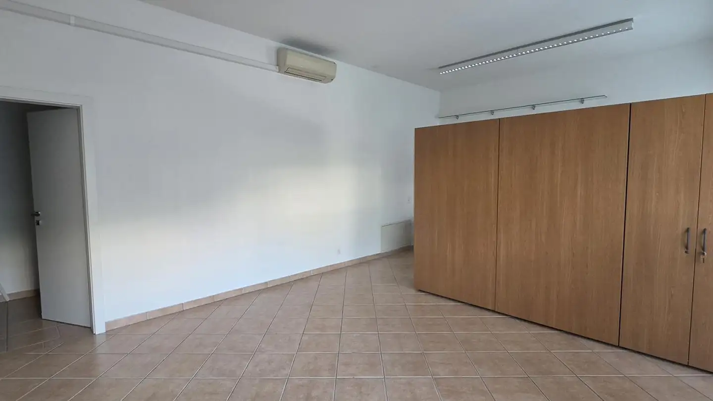Commercial for rent - Via Dei Somazzi 16, 6932 Breganzona - Photo 4