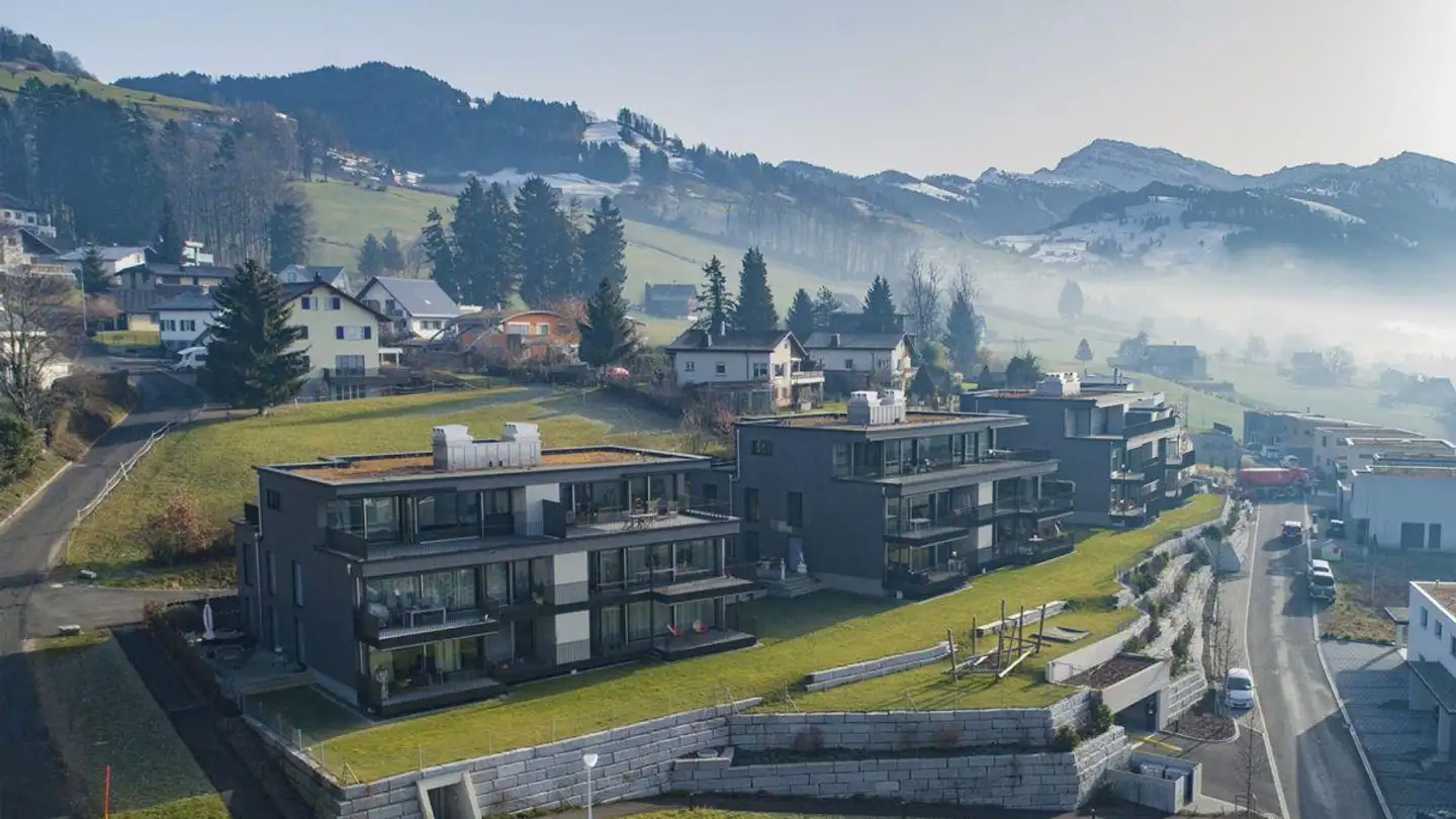 Attique à louer - Oberer Weiher 3, 8737 Gommiswald