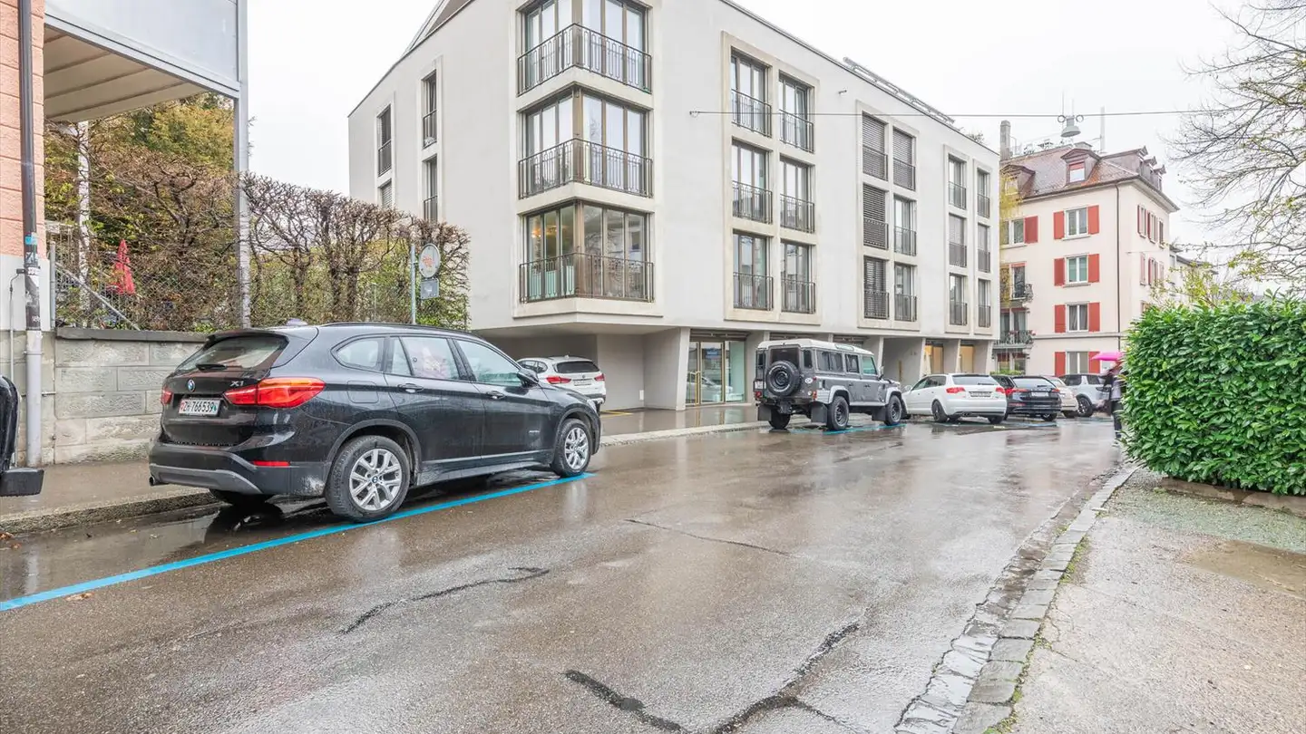 Outdoor parking space for rent - Ottenweg 16, 8008 Zürich