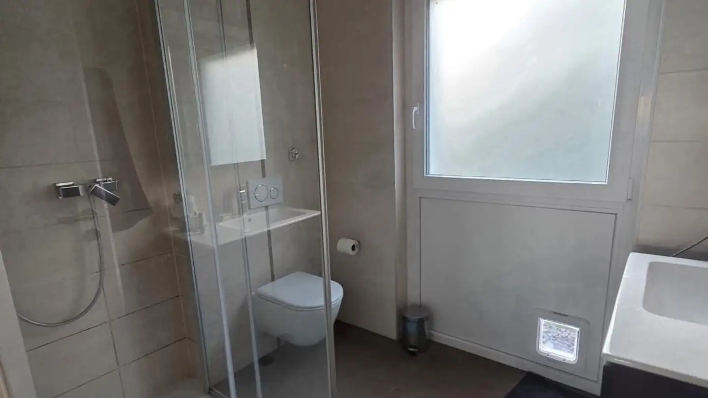 Wohnung mieten - Route De La Sauge, 2019 Chambrelien - Foto 4