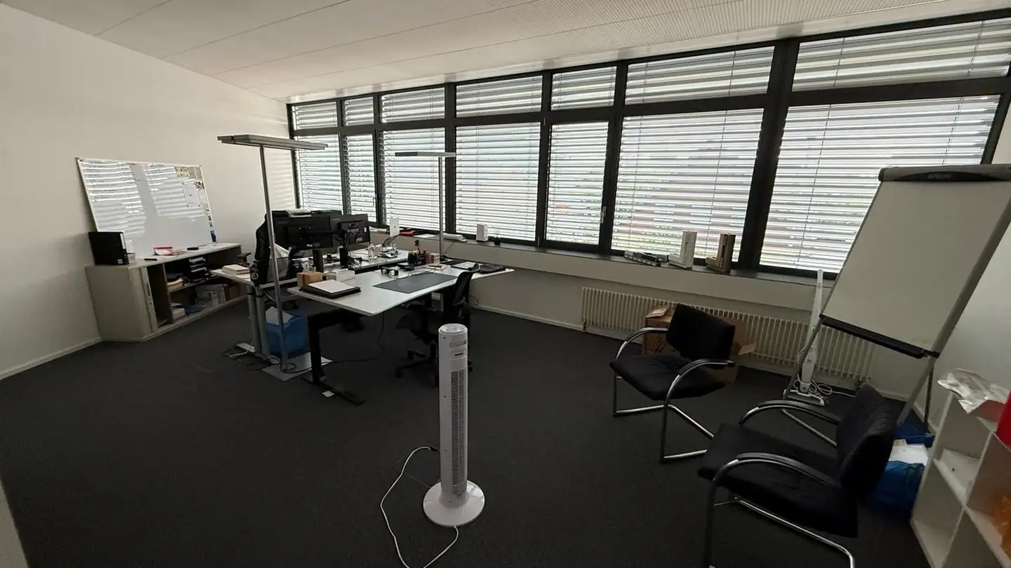 Spazio ufficio in affitto - Römerstrasse 2, 5502 Hunzenschwil