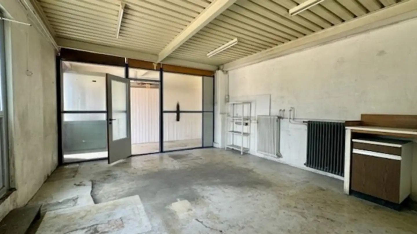 Commerciale in affitto - Rue Pierre-Dubied 10, 2108 Couvet