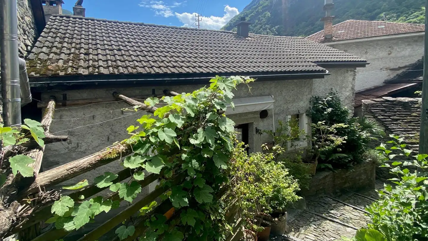 Casa in vendita - Via Brónn D Mézz 3, 6690 Cavergno - Foto 2