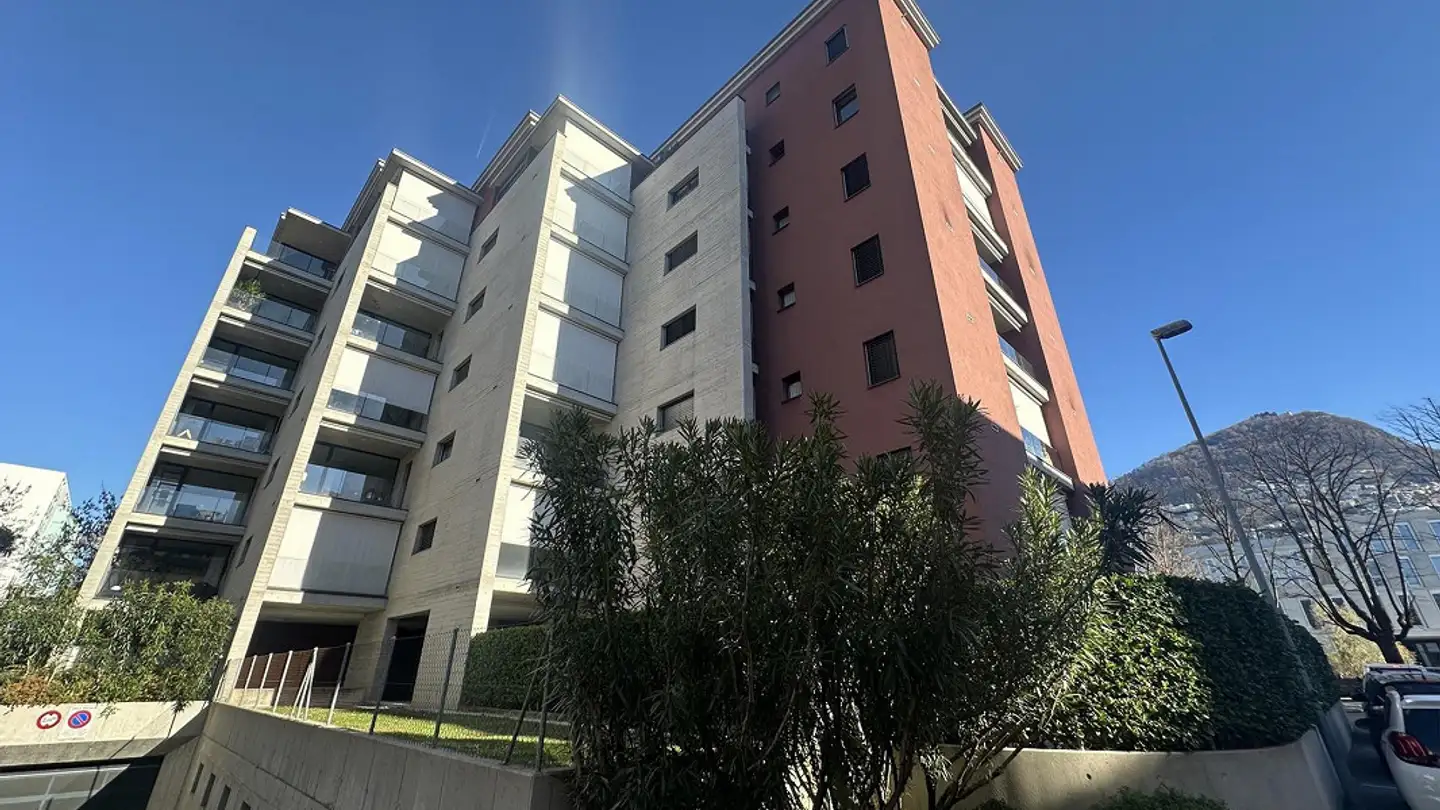 Appartement à louer - Via Giacomo e Filippo Ciani, 6900 Lugano