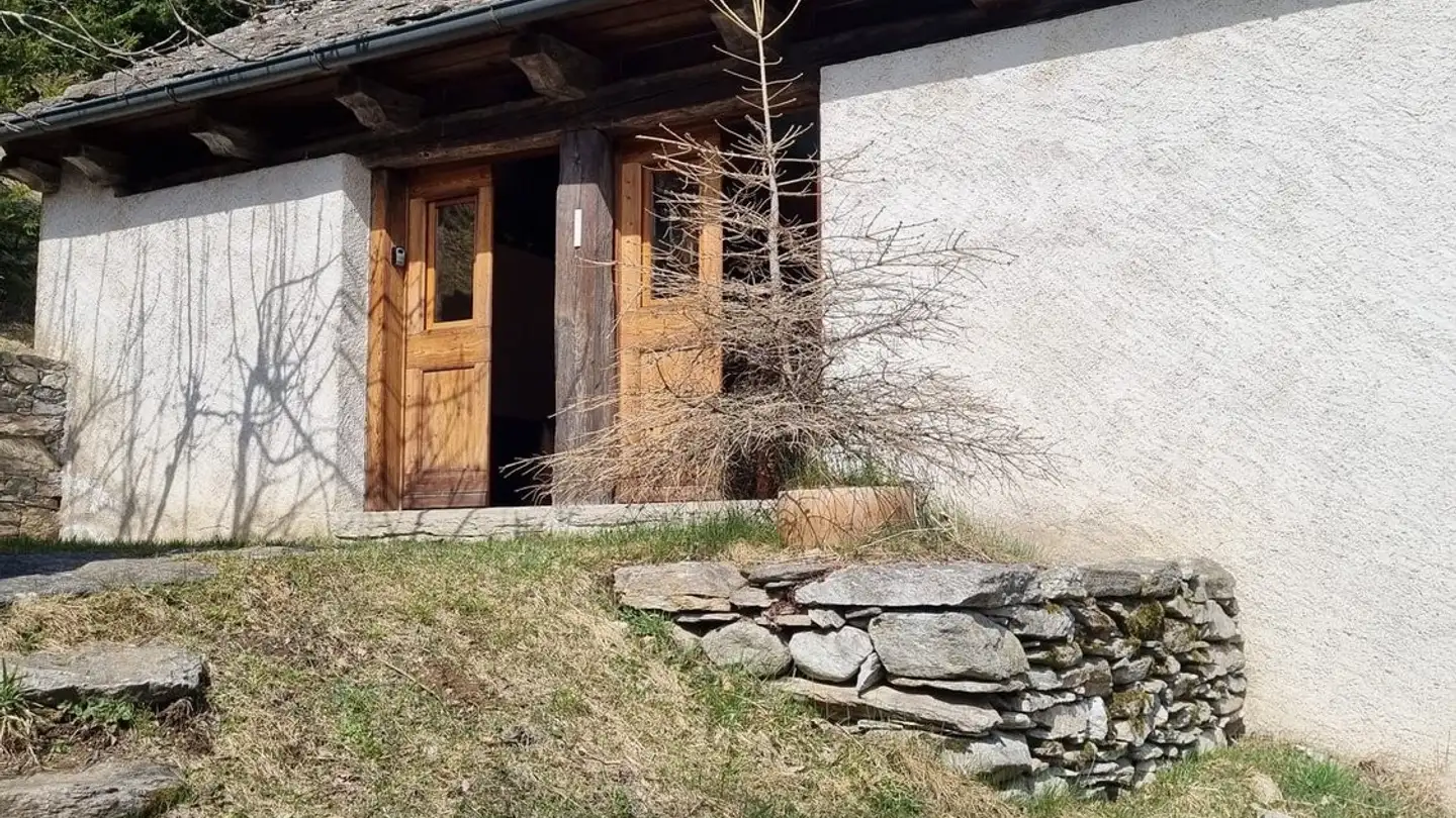Casa singola in affitto - Via Cumiasca, 6722 Corzoneso - Foto 3