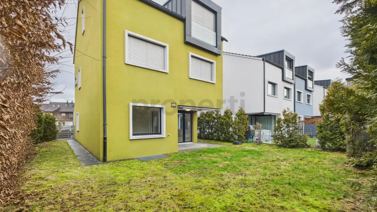 Maison individuelle à louer - 8115 Hüttikon