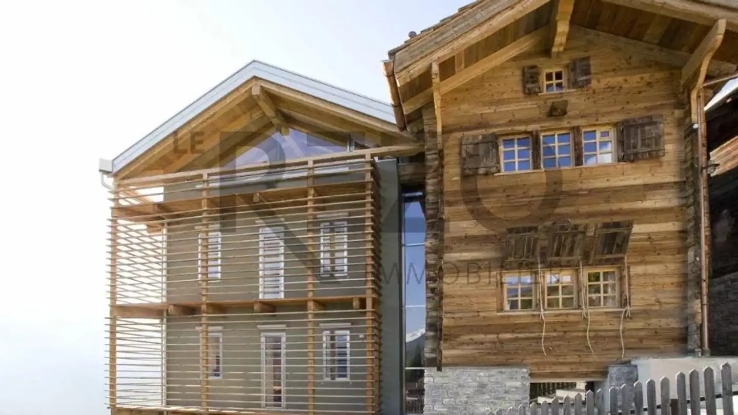 Chalet à vendre - 1969 St-Martin VS