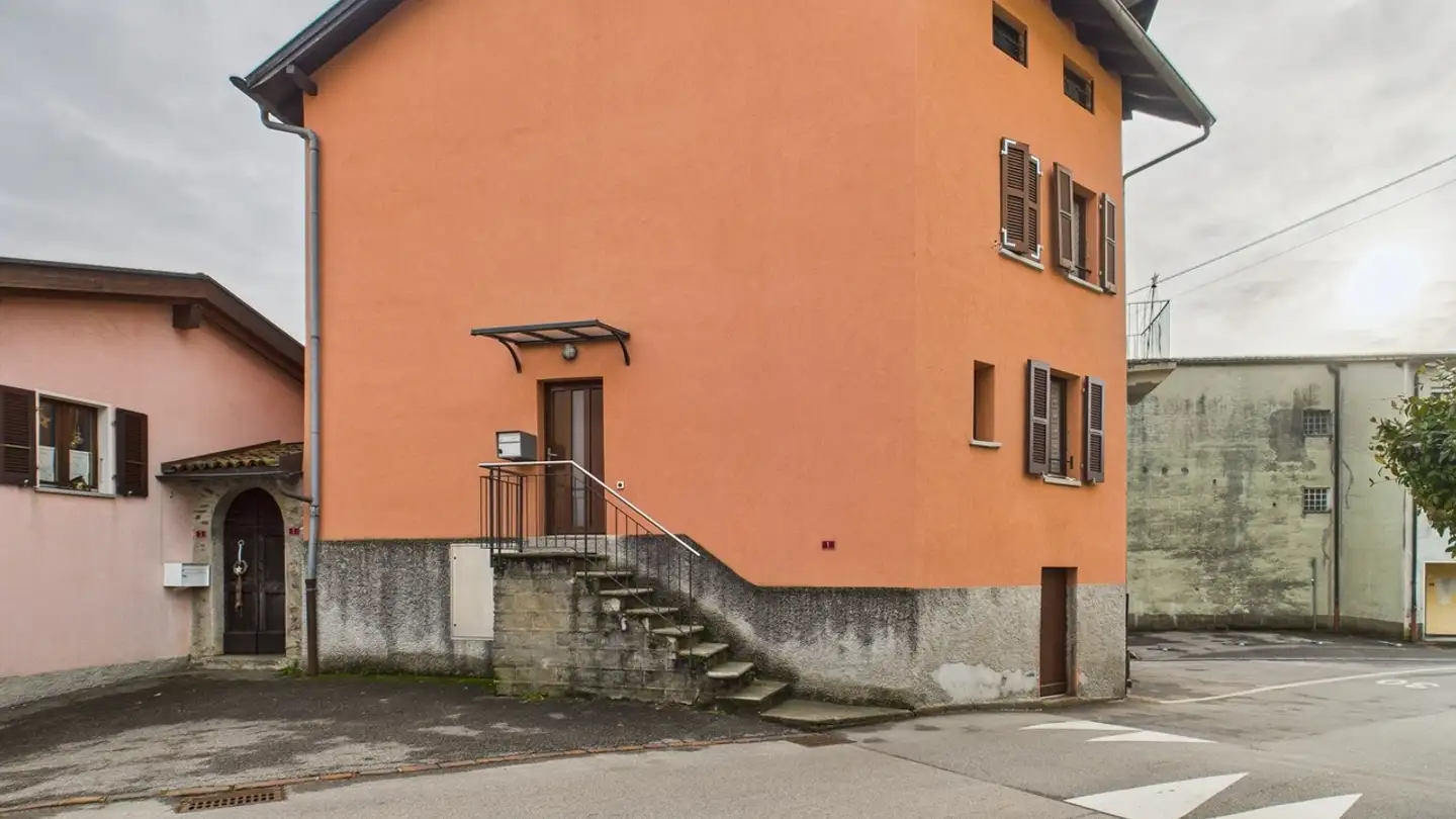 Stepped house for sale - 6986 Novaggio - Photo 2