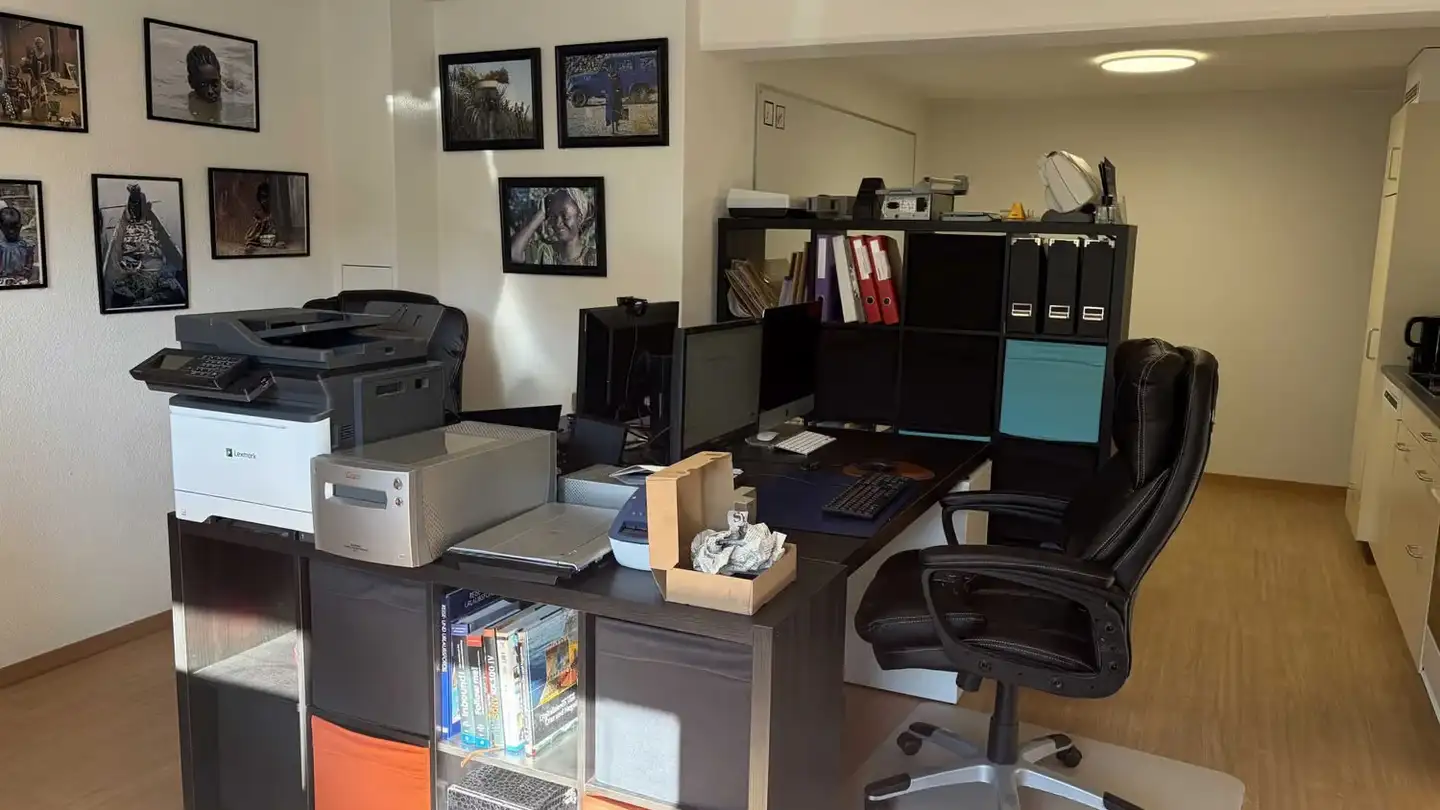 Office space for rent - 1712 Tafers - Photo 2