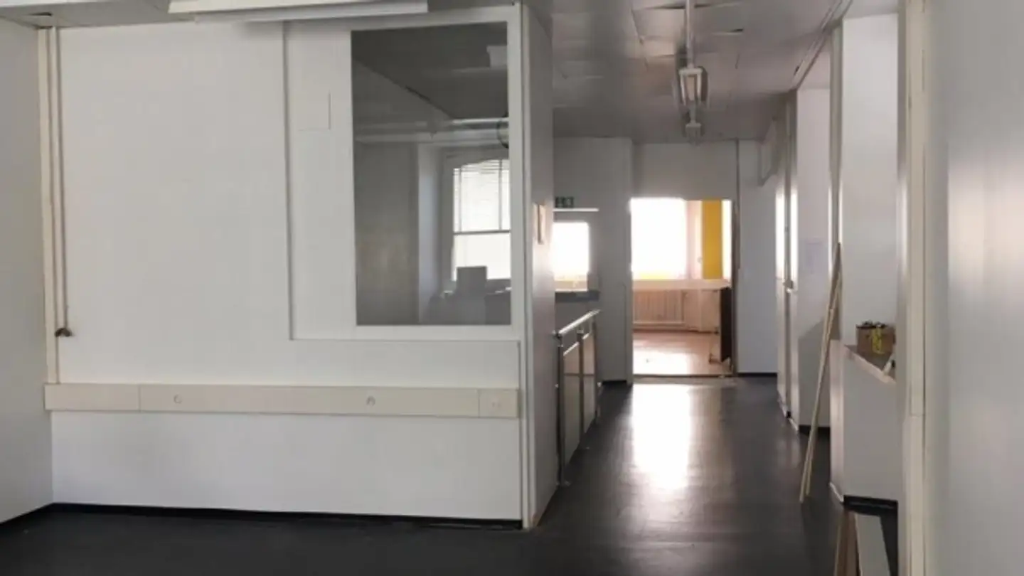 Commercial à louer - La Chaux, 1948 Sarreyer - Photo 3