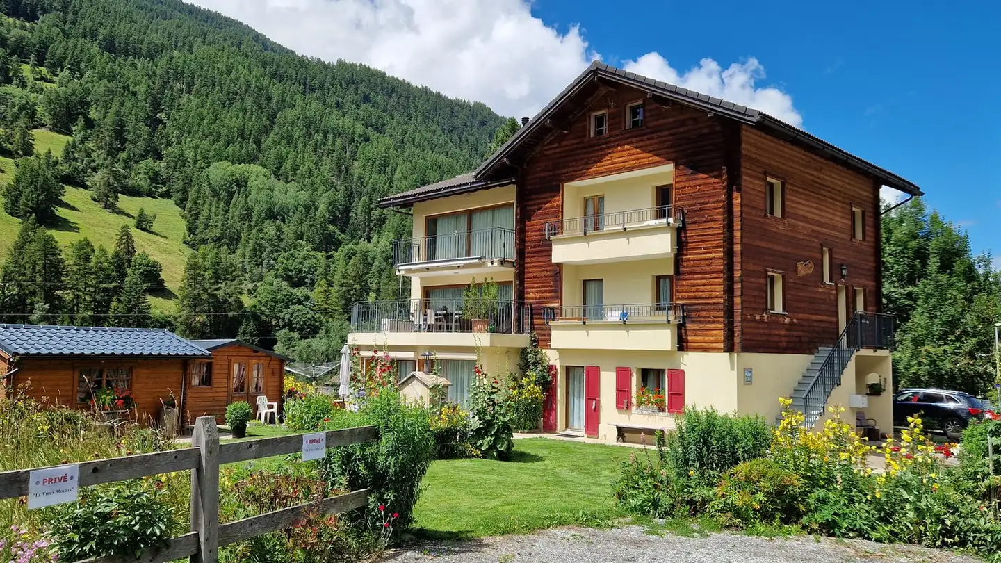 Attic flat for sale - 1983 Evolène