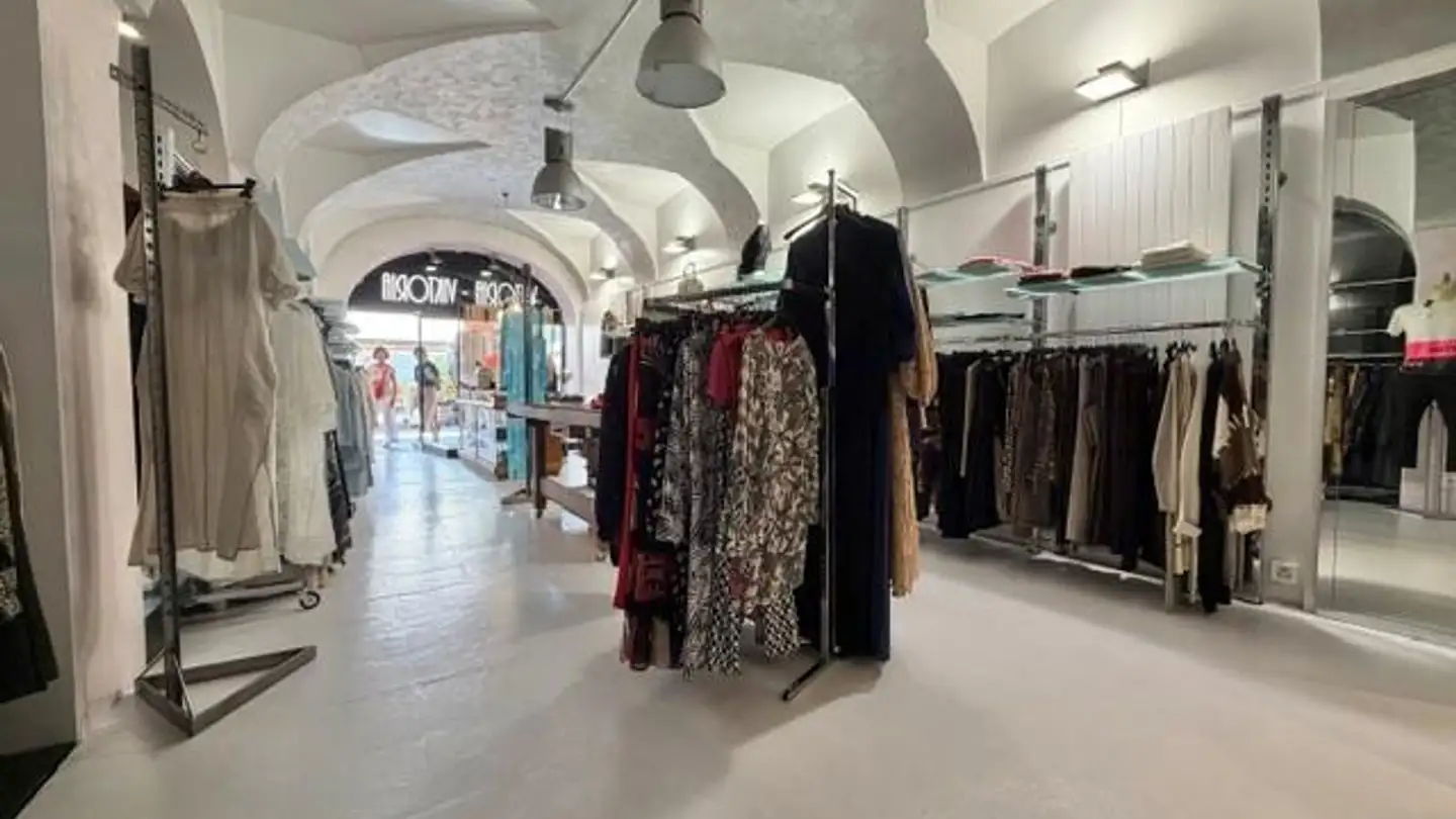 Geschäft mieten - Piazza Grande 22, 6600 Locarno - Foto 3