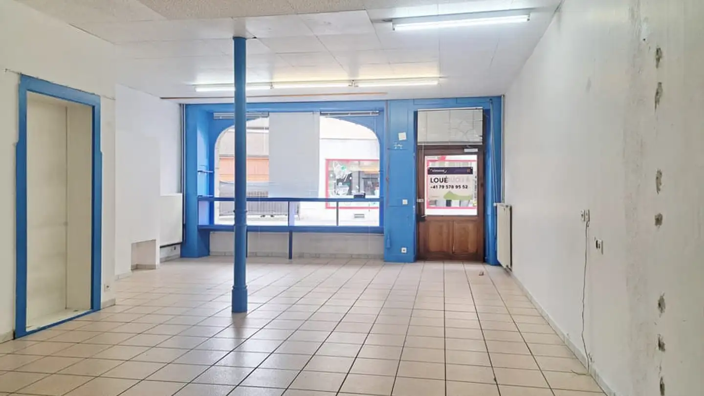Commercial for rent - Rue D'yverdon 10, 1530 Payerne - Photo 2