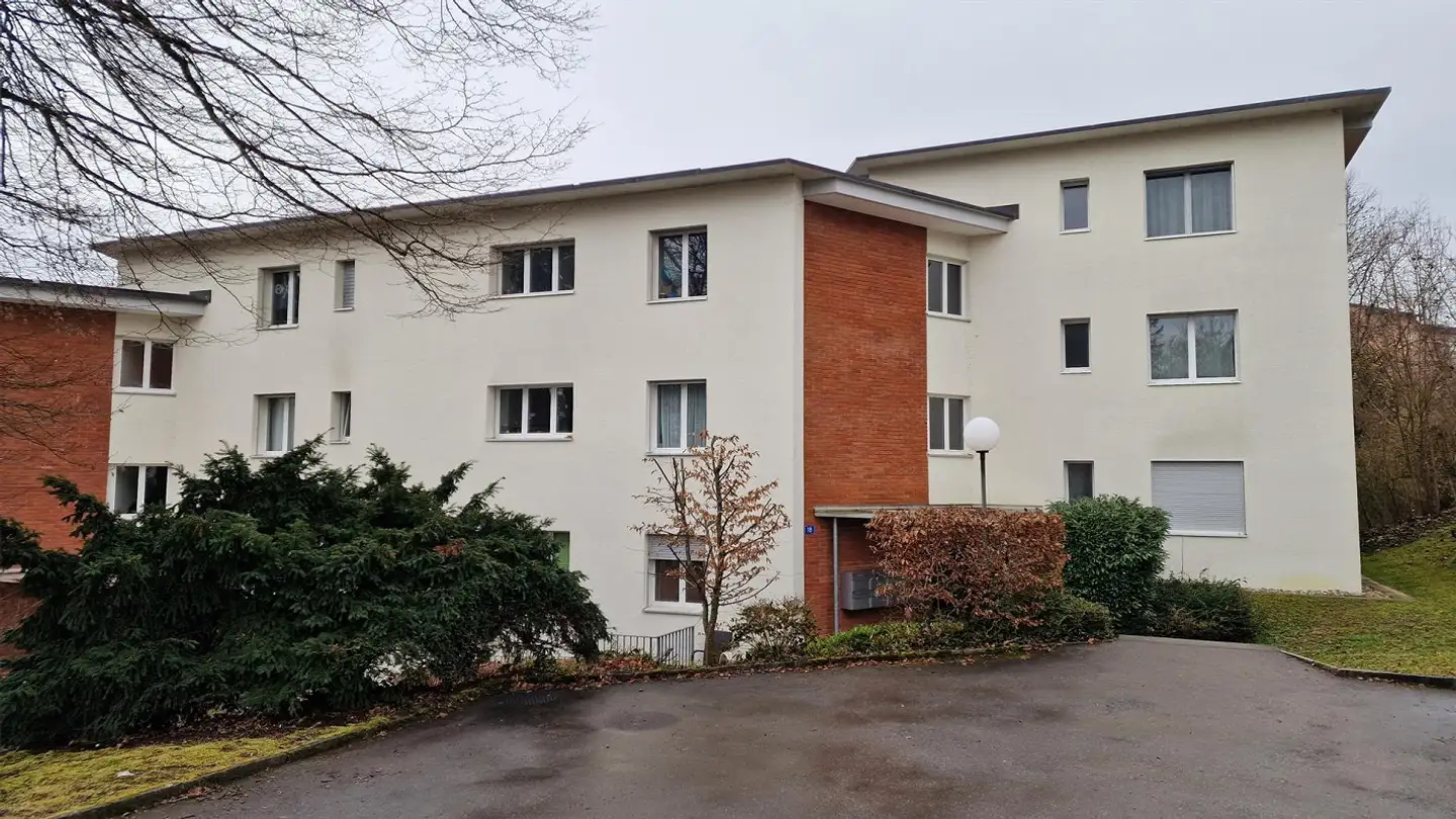 Garage individuel à louer - Durstgrabenstrasse 18, 8212 Neuhausen am Rheinfall - Photo 2