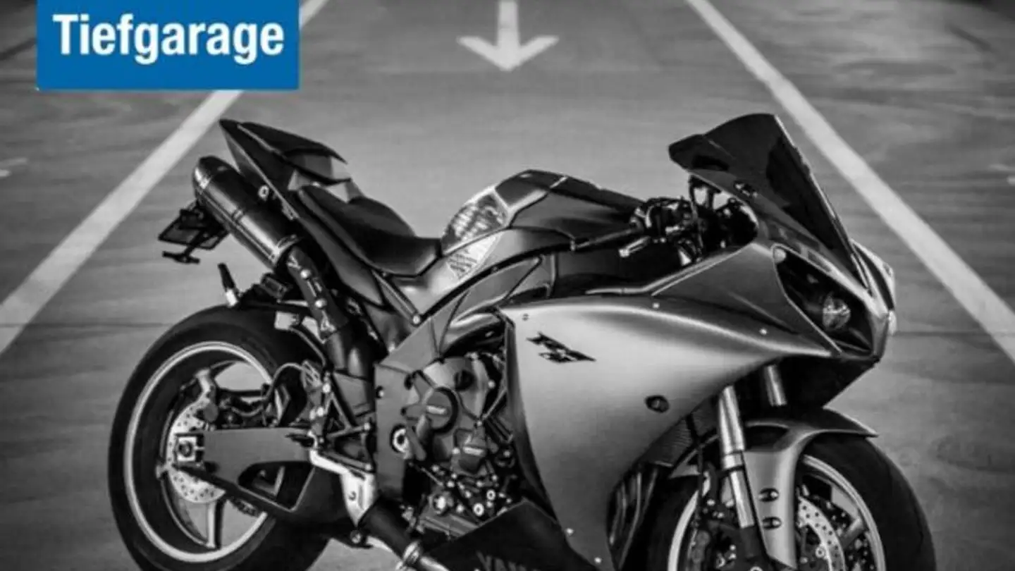 Garage singolo in affitto - De Castella-Weg 4, 3280 Greng