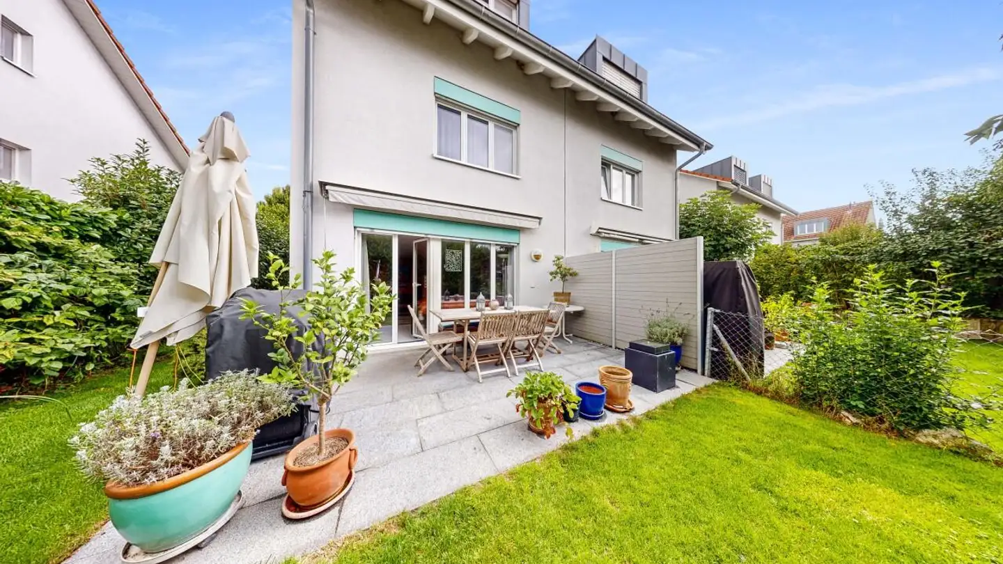 Casa bifamiliare in vendita - 4104 Oberwil BL