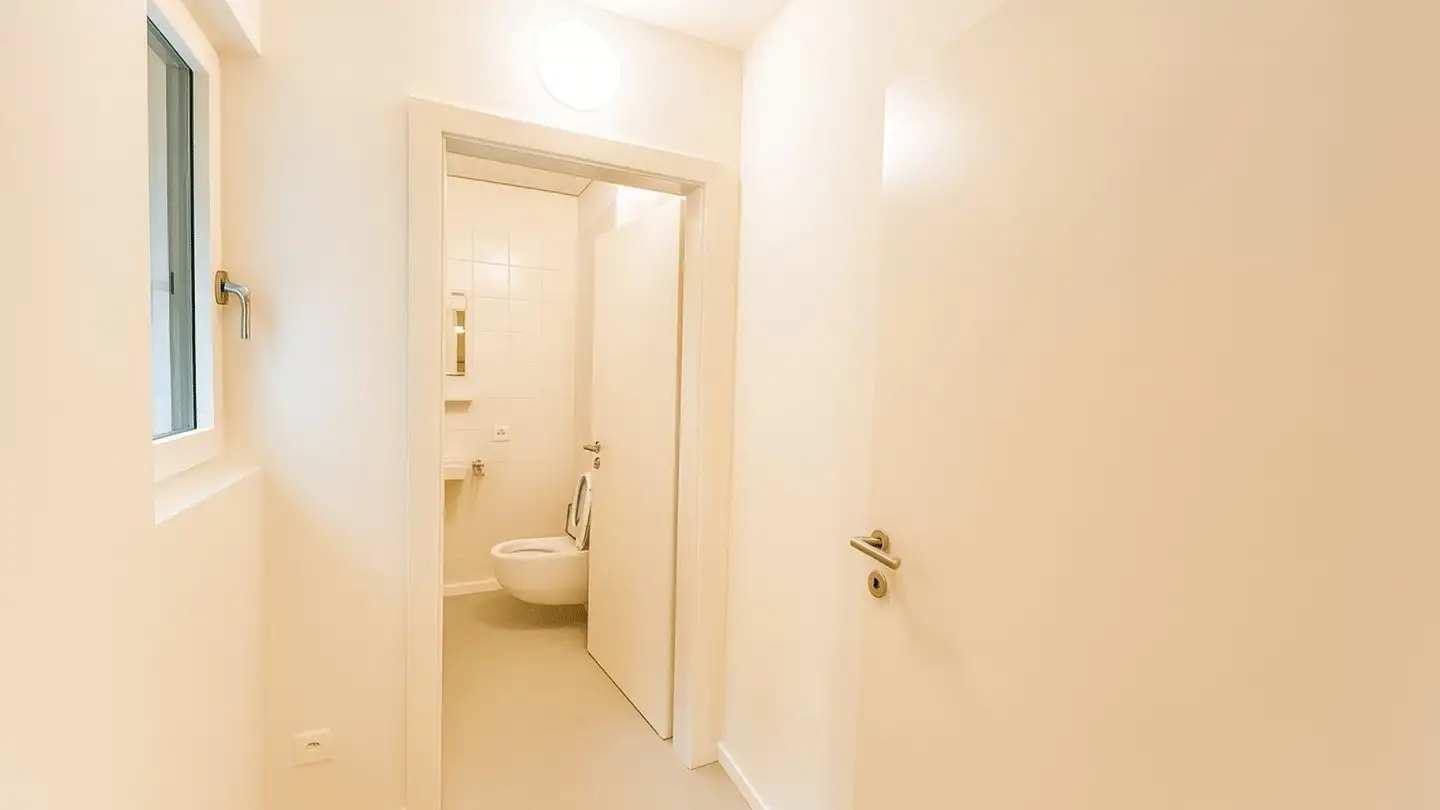 Bureau à louer - Via Bellinzona 5, 6710 Biasca - Photo 4