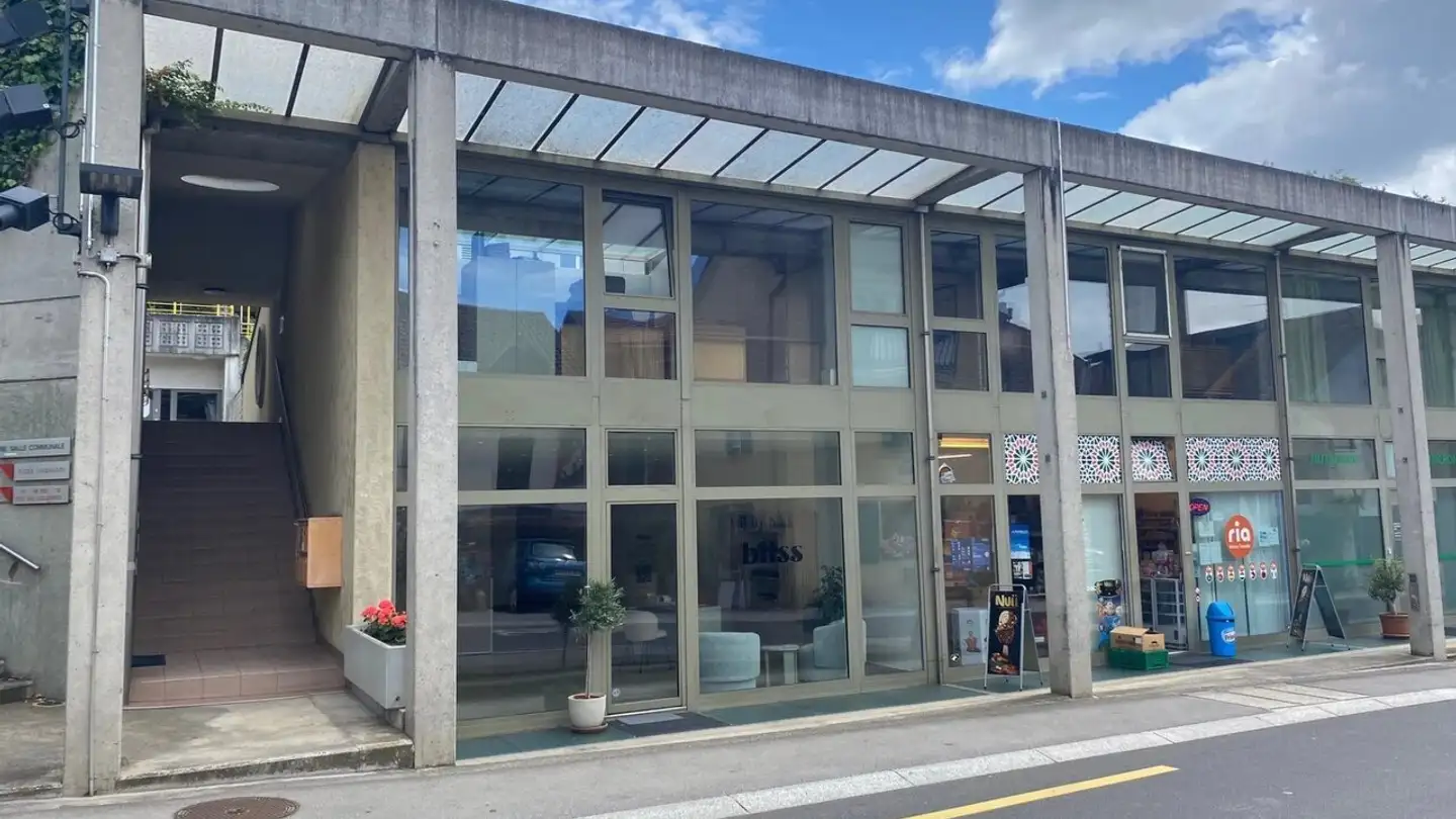 Commercial for rent - Route De Colovrex 16, 1218 Le Grand-Saconnex