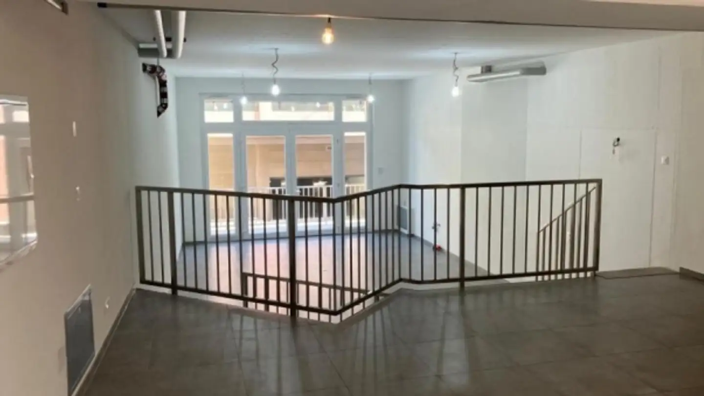 Shop for rent - Chemin De Montelly 8, 1007 Lausanne