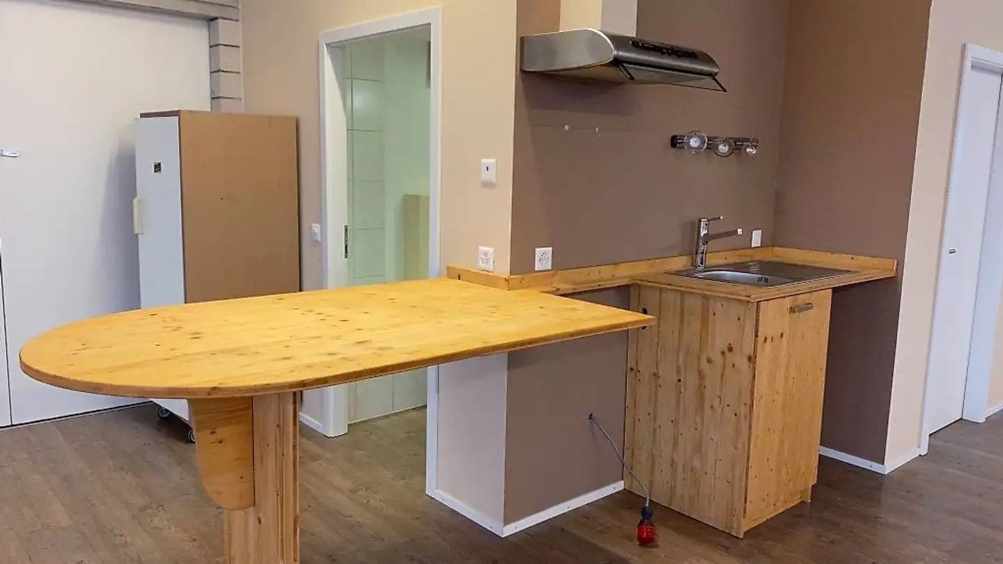 Commercial à louer - Fischhausenstrasse 8a, 8722 Kaltbrunn - Photo 4