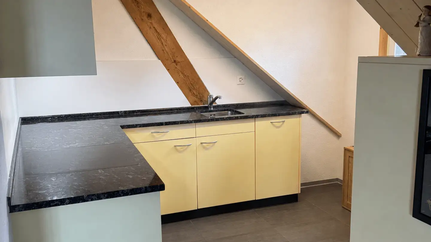 Dachgeschosswohnung mieten - Dorfstrasse 2, 3436 Zollbrück - Foto 4