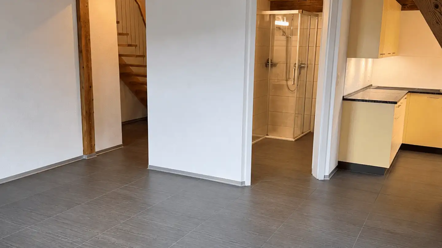 Dachgeschosswohnung mieten - Dorfstrasse 2, 3436 Zollbrück