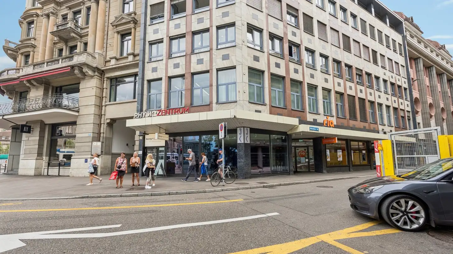 Magasin à louer - Bahnhofplatz 3, 8001 Zürich