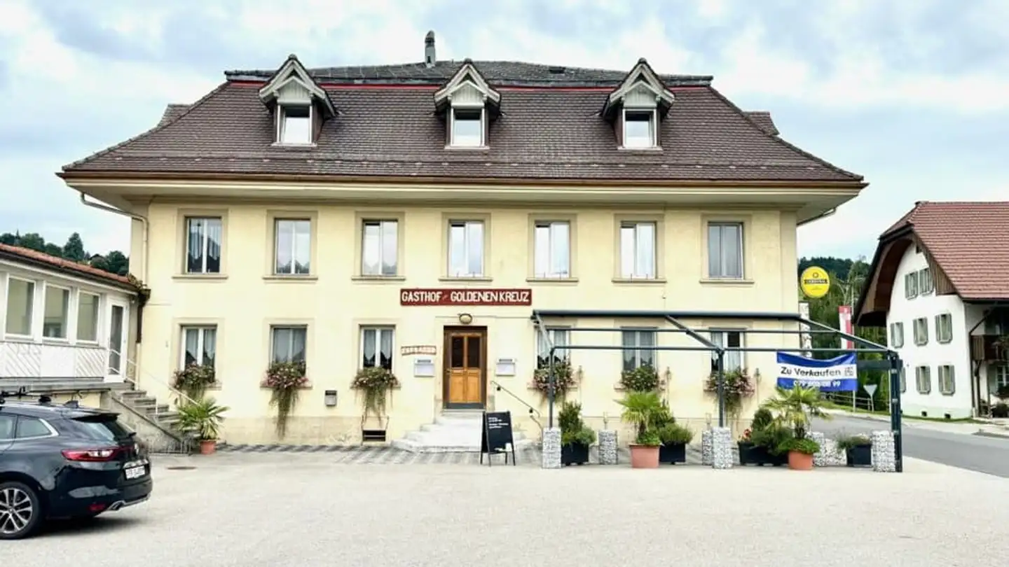 Commercial for rent - Hauptstrasse 4, 1716 Plaffeien