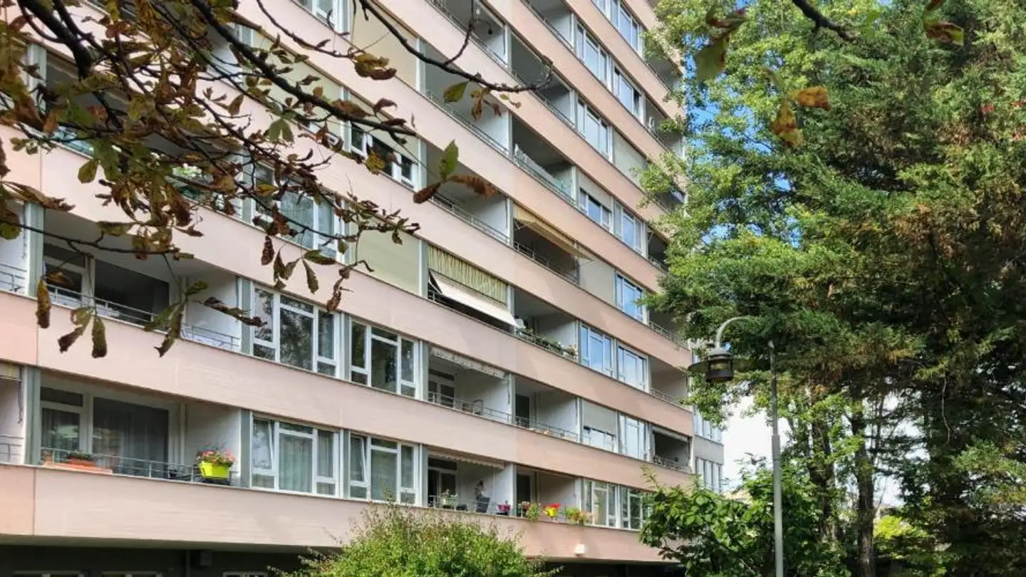 Single garage for rent - Rue Rothschild 68, 1202 Genève
