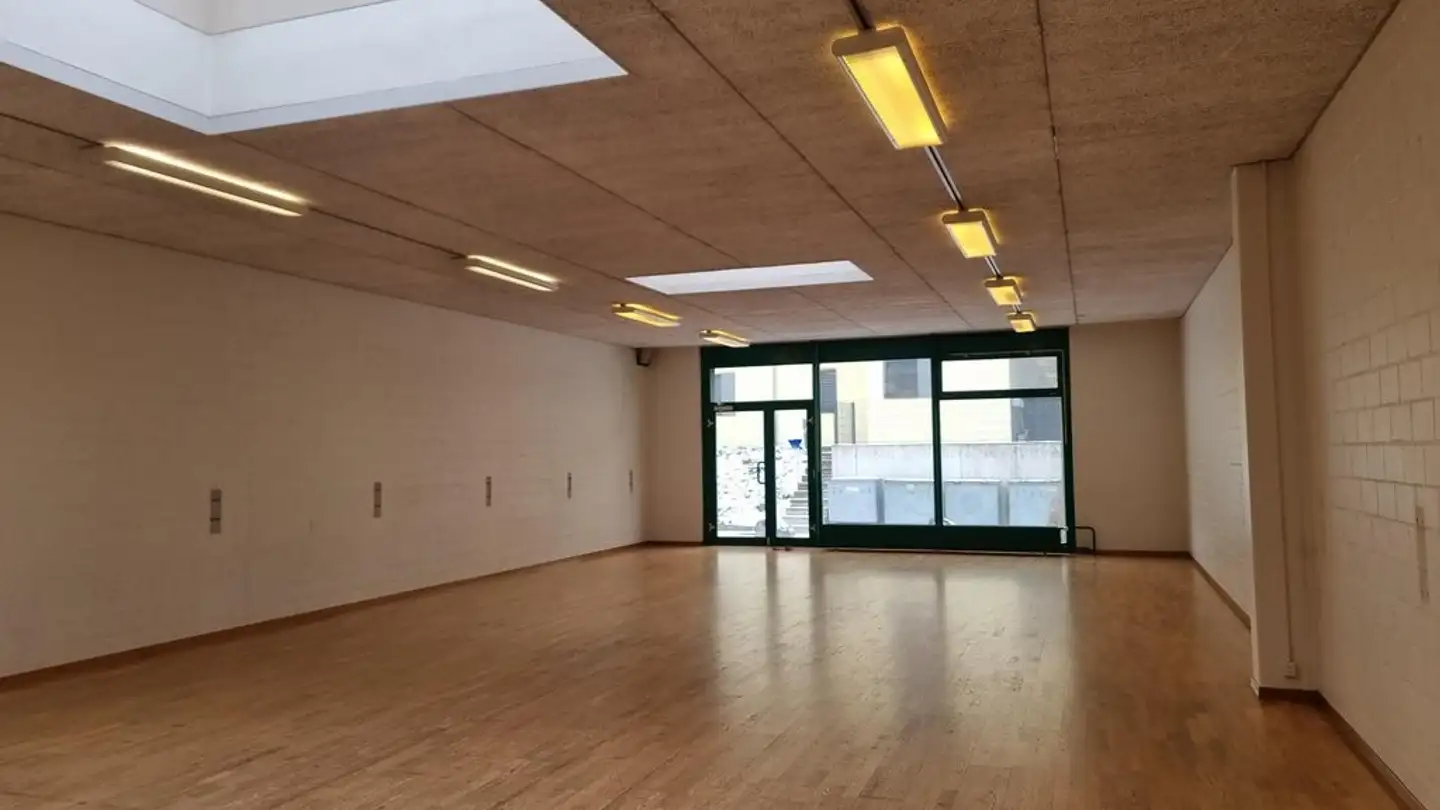 Commerciale in affitto - Schützenmatt 36, 3280 Murten