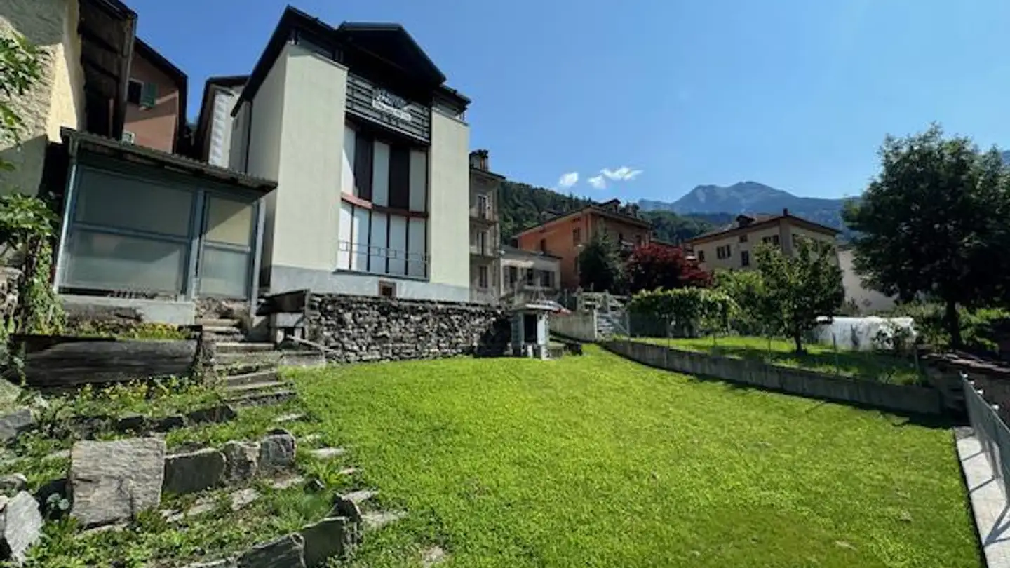 Casa singola in vendita - Via Canton Uri 25, 6760 Faido