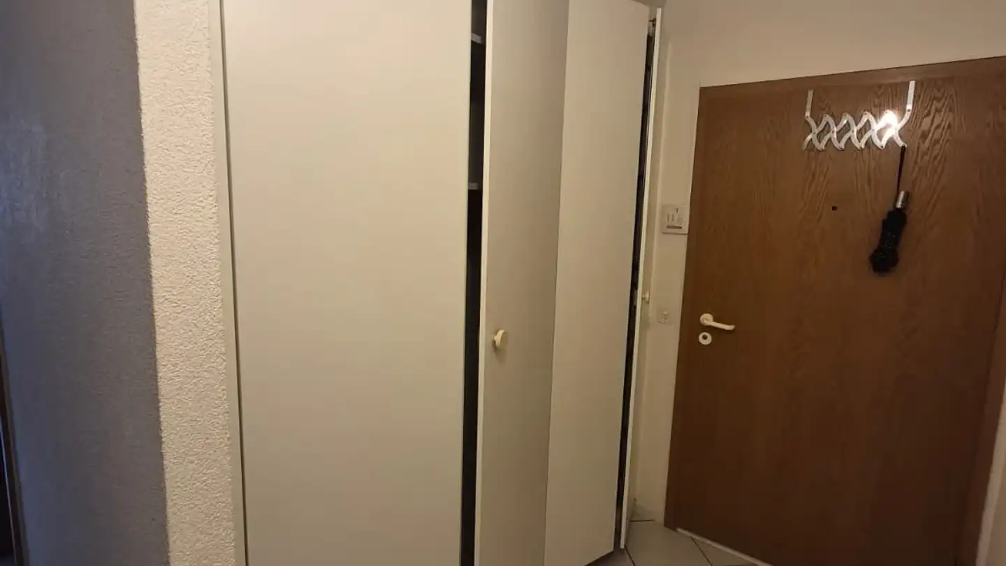 Wohnung mieten - Crêt-Du-Jura, 2208 Les Hauts-Geneveys - Foto 2