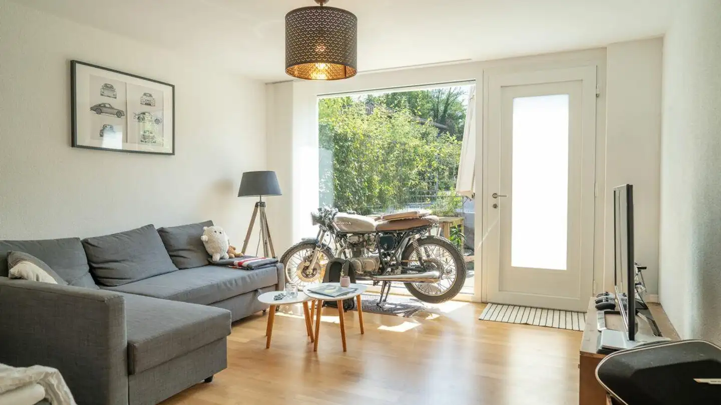 Appartement à louer - Hauptstrasse 44, 8637 Laupen ZH - Photo 3