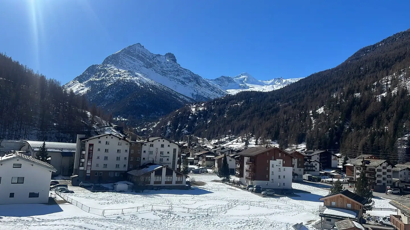 Apartment for rent - 3910 Saas-Grund - Photo 2