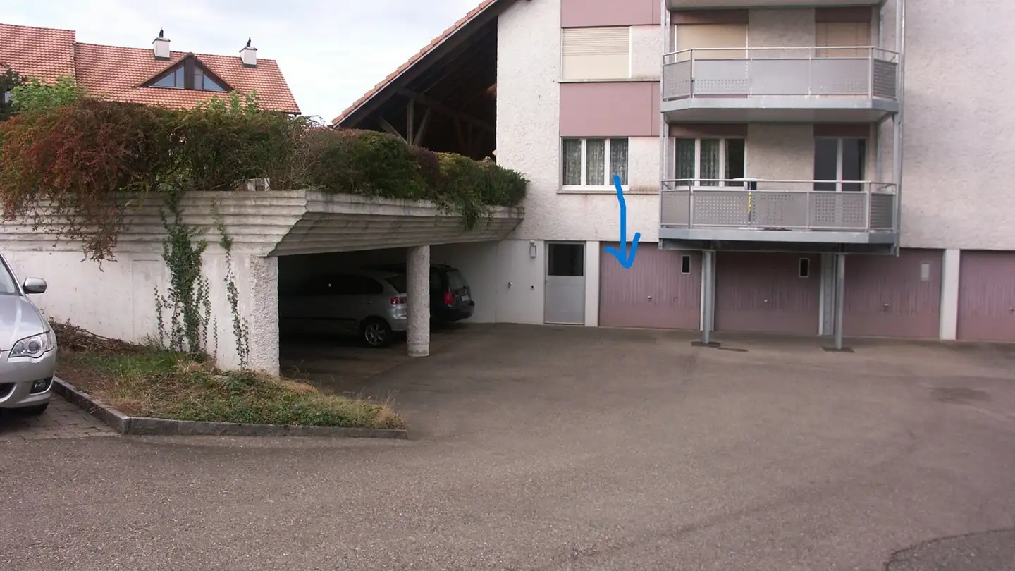 Outdoor parking space for rent - Breitestrasse 12, 8572 Berg TG