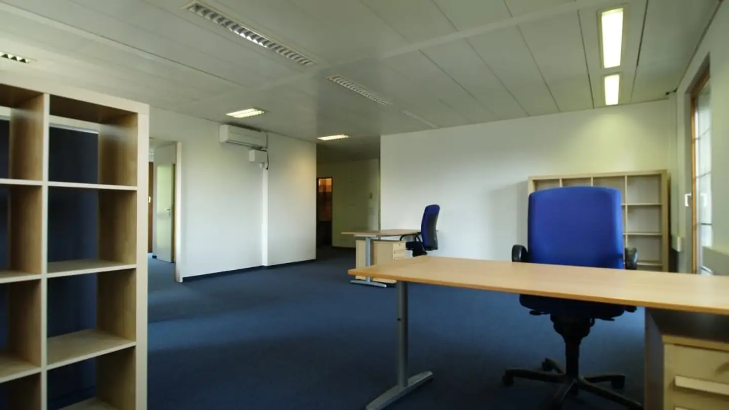 Office space for rent - Niederhaslistrasse 4, 8105 Watt - Photo 4
