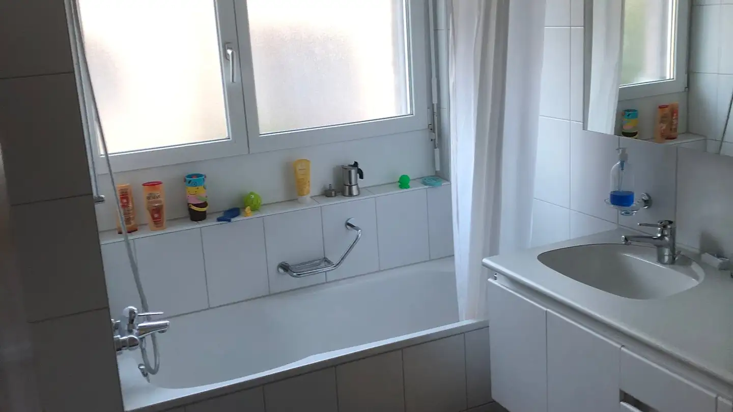 Appartement à louer - Gwattstrasse 89a, 3645 Gwatt (Thun) - Photo 4